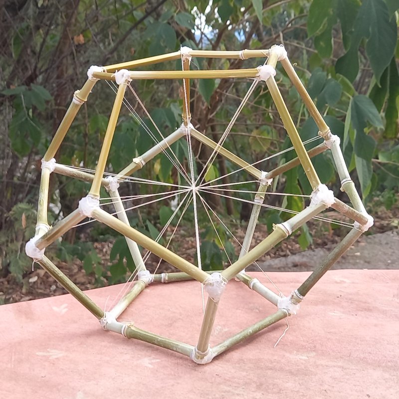 Dodecahedron Bamboo 24.5cm