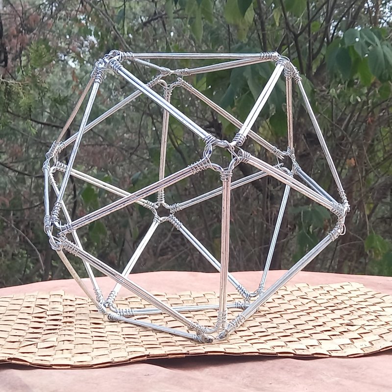 Icosaedro Metal 31cm