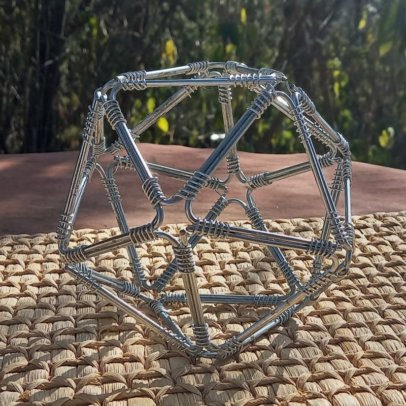 Icosahedron Metal 14,5cm